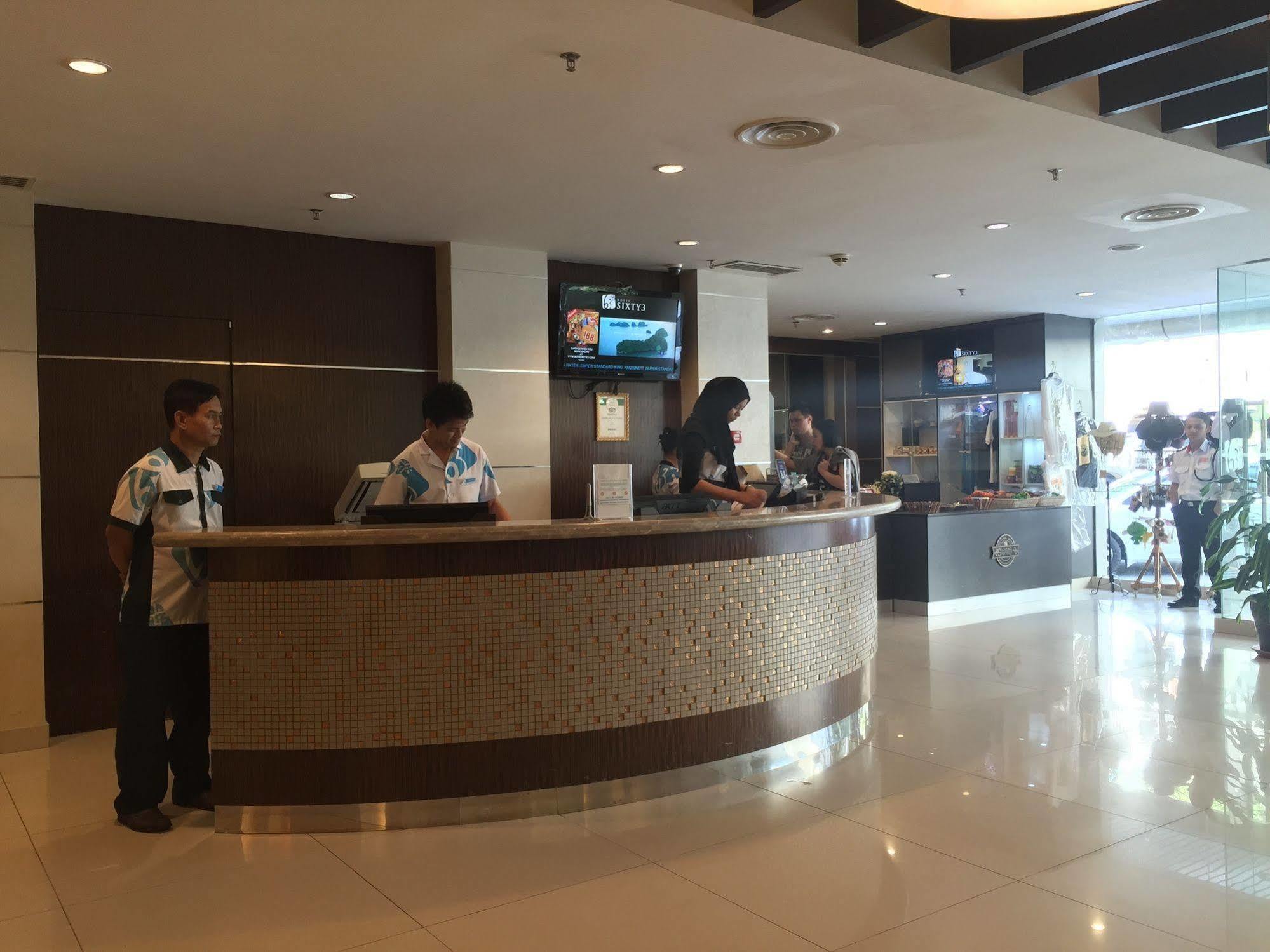 Hotel Sixty3 Kota Kinabalu Exterior photo